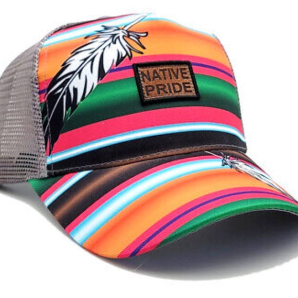 Native Pride Black Eagle Striped Feathered Mesh Snapback Hat - Picture 4 of 7